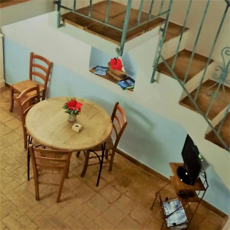 La Casa A Balconcino Apartment Gaeta Exterior photo
